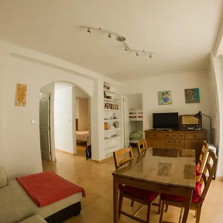 Apartamento Patio De Santa Teresa *